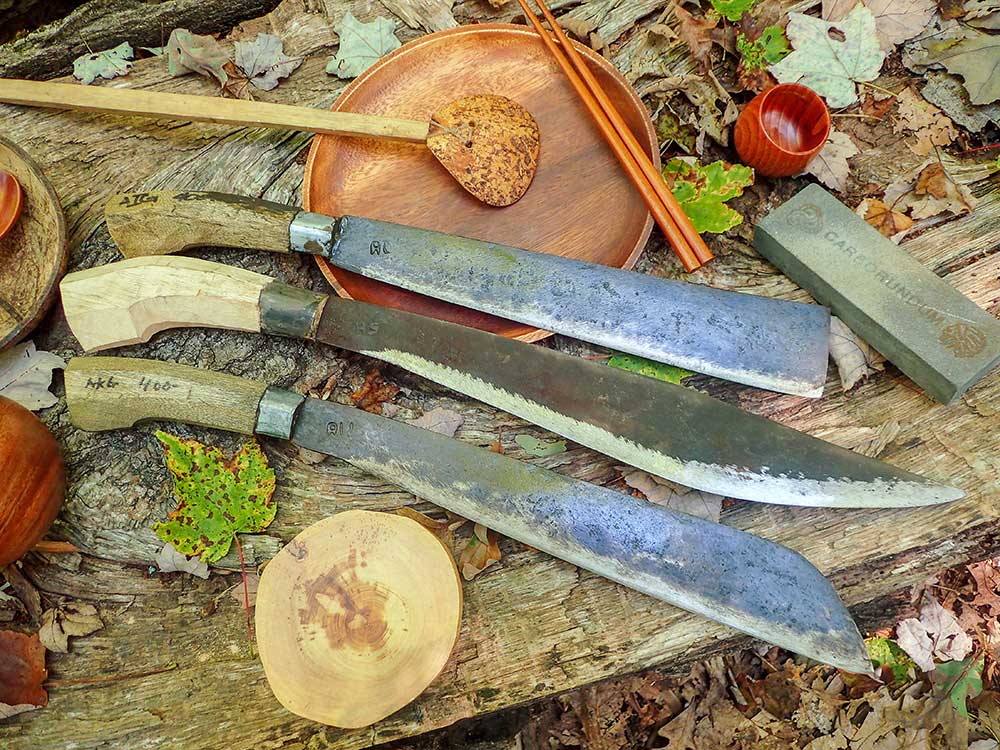 Historical replica bolo knife