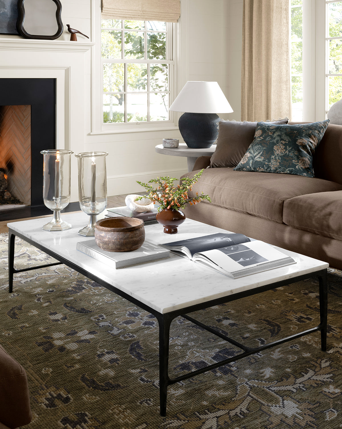 Minimalist coffee tables