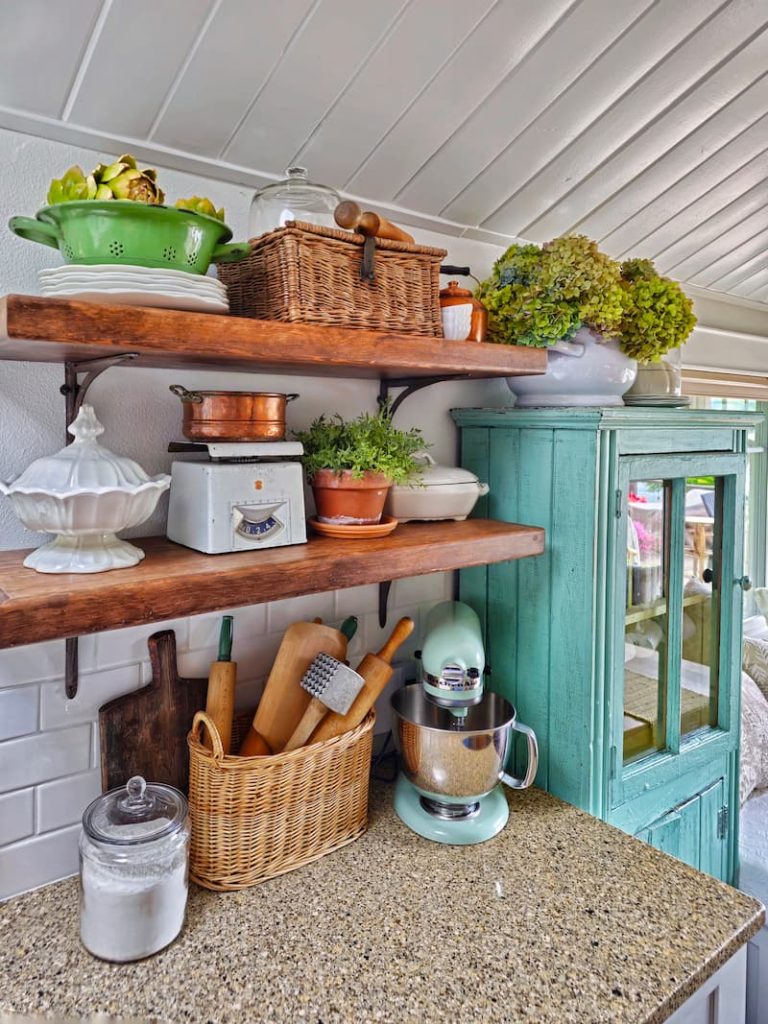 modern farmhouse kitchen