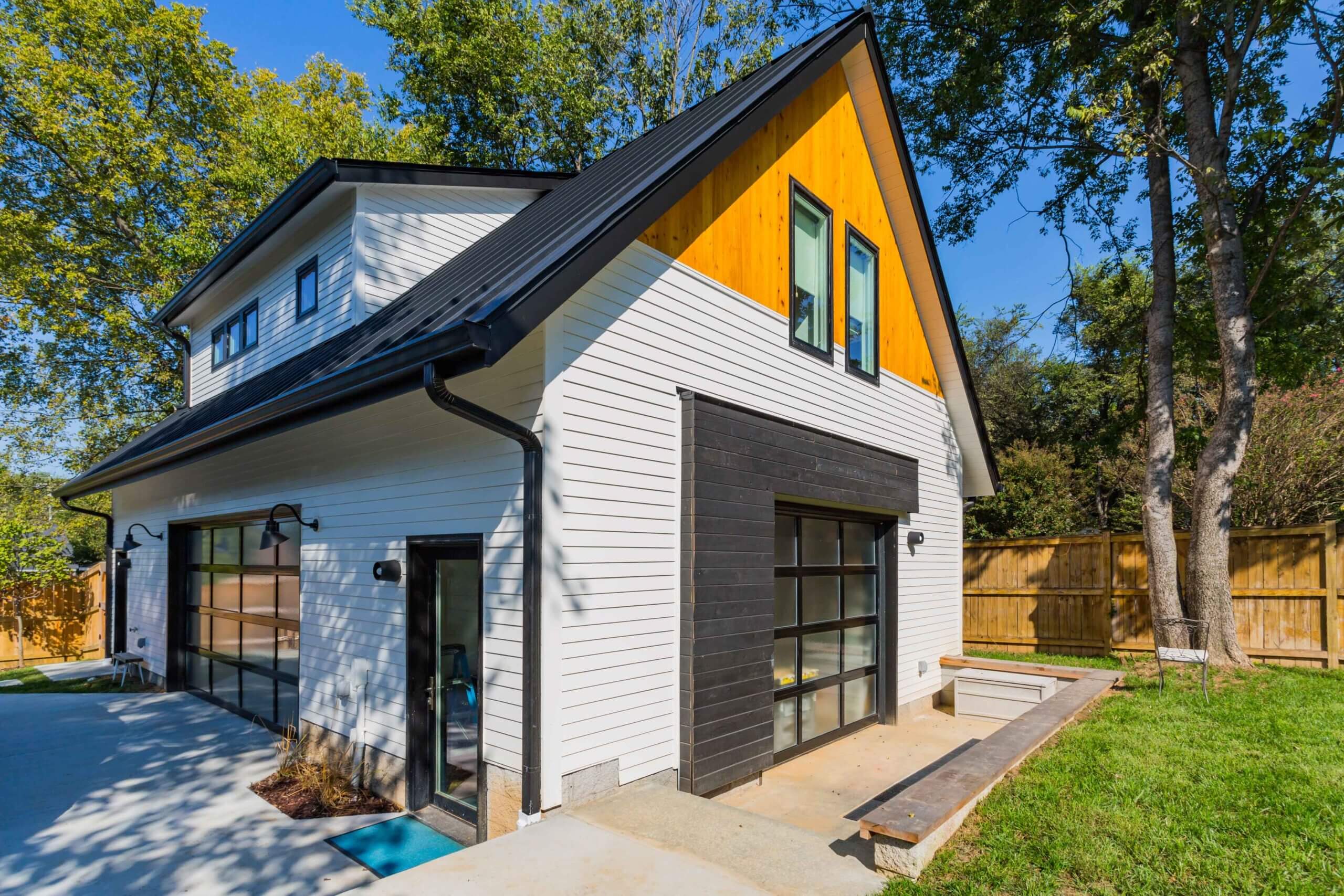 Studio apartment garage plans