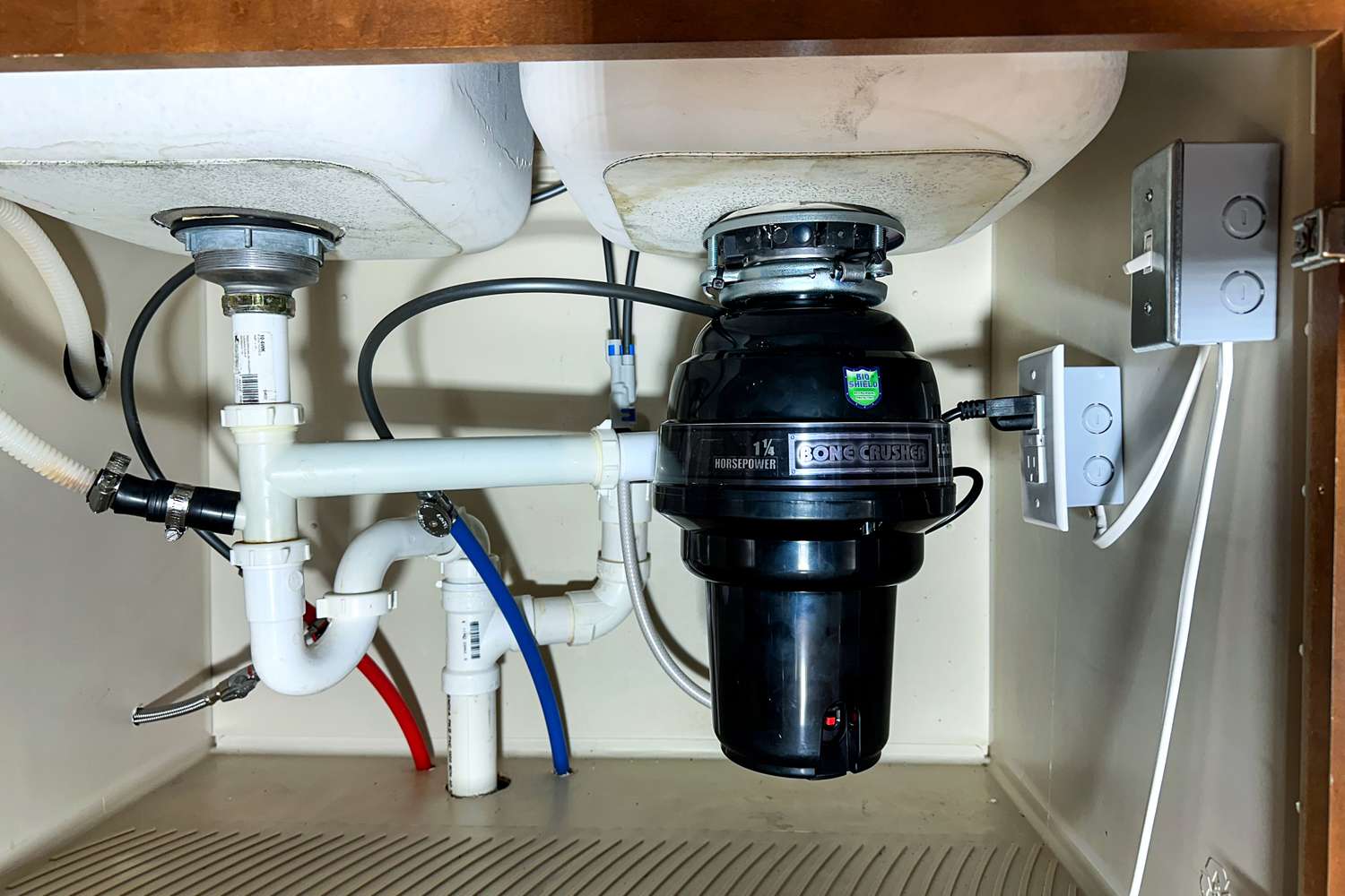 kitchen sink grinder