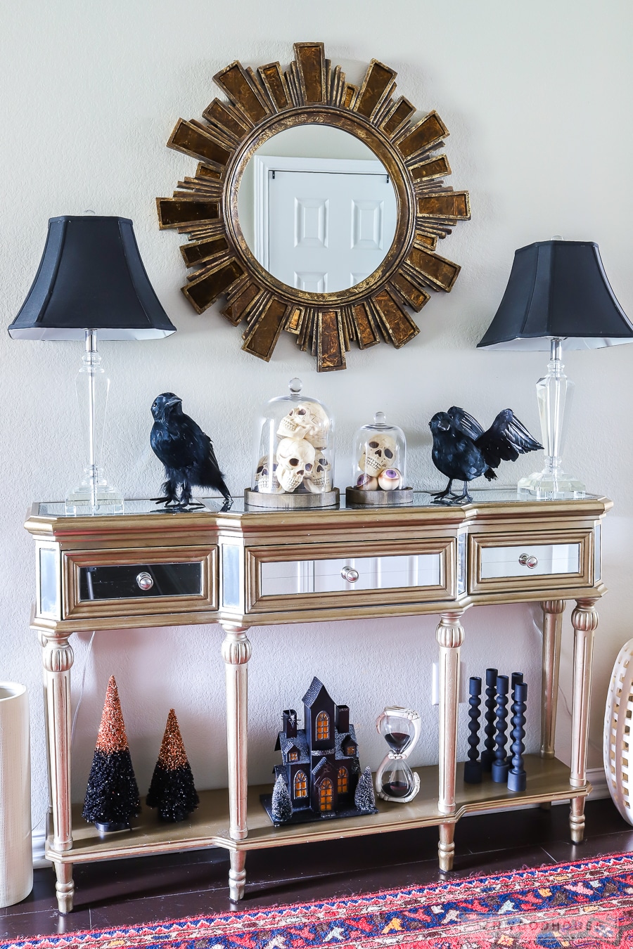 Spooky entryway decorations