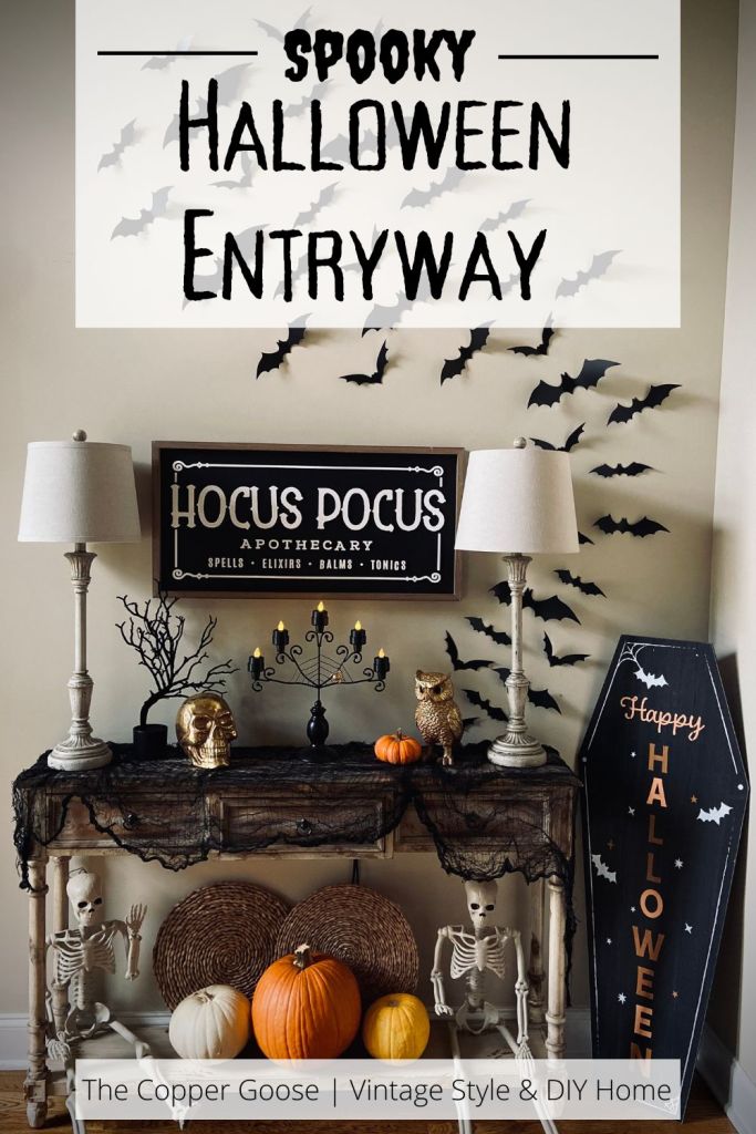 Farmhouse Halloween entryway