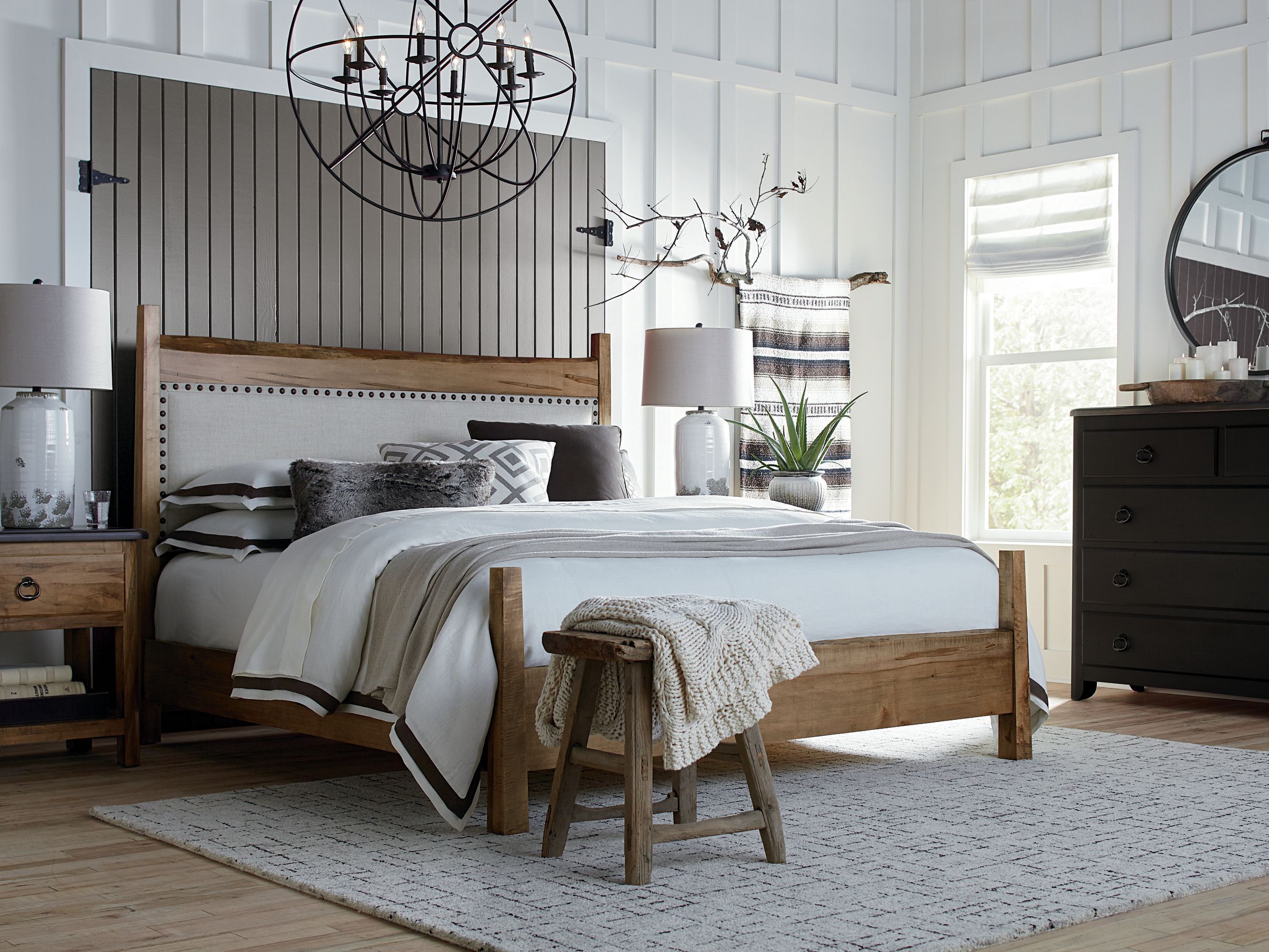 Platform bed frames