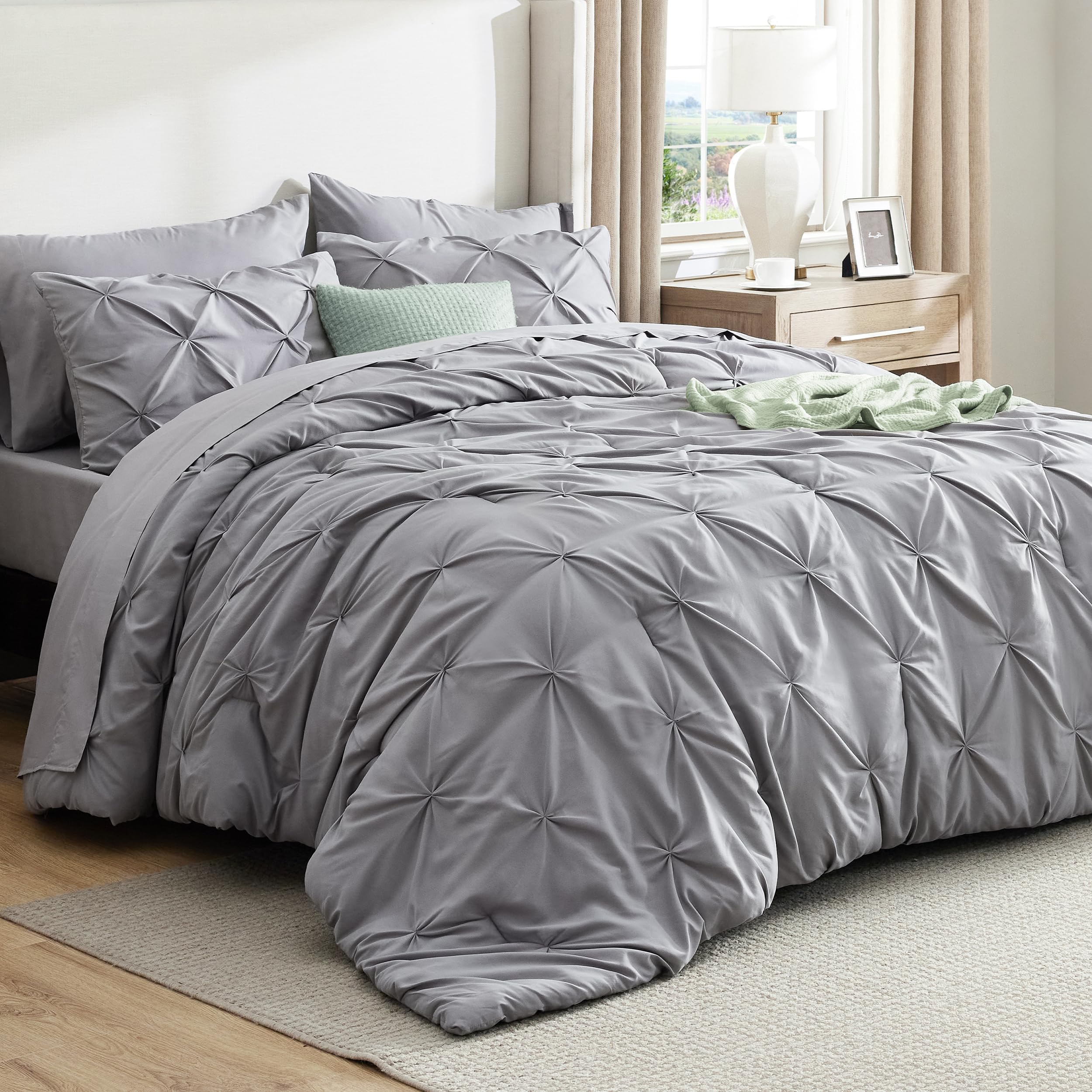bed-in-a-bag queen comforter