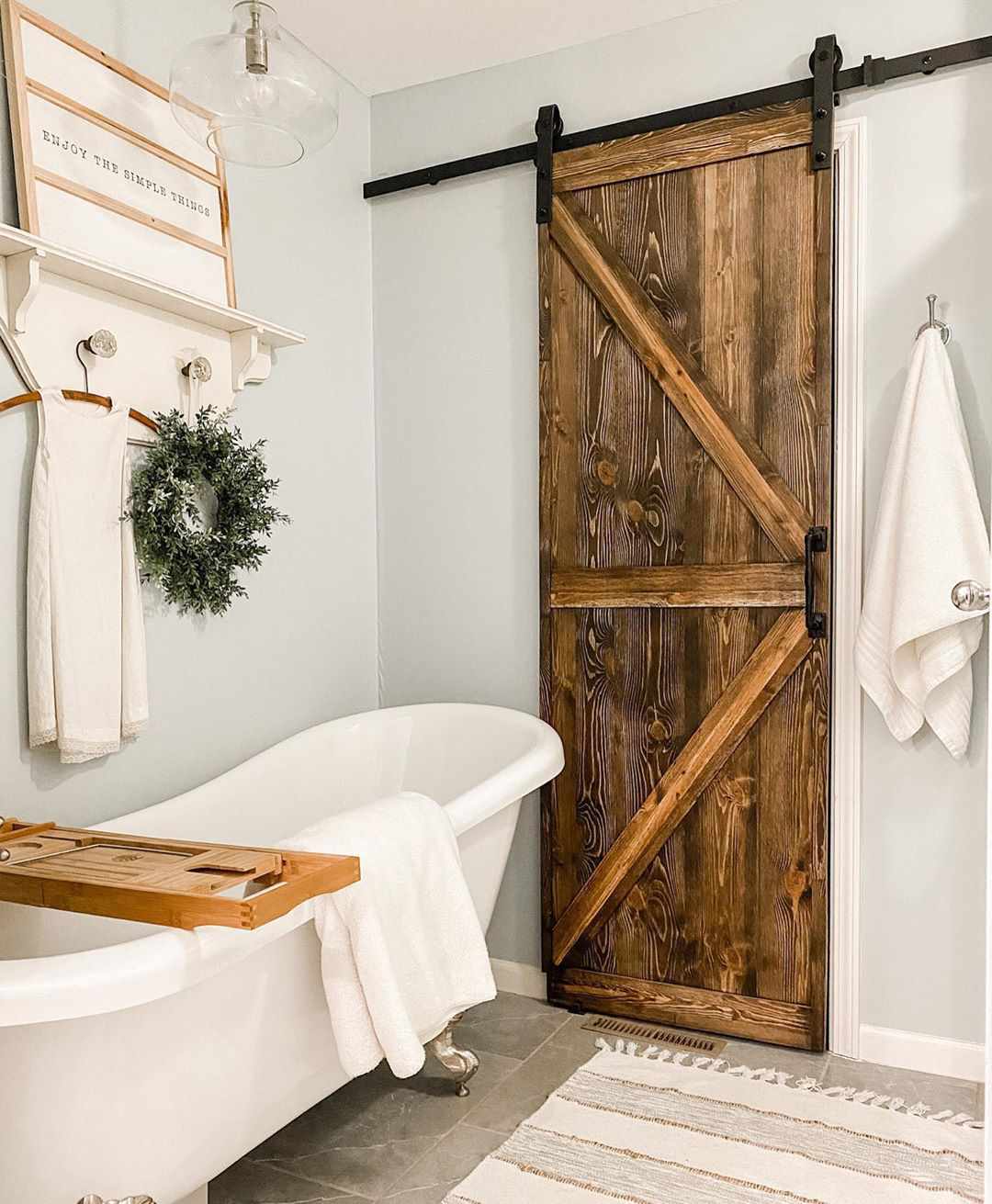 Vintage Rustic Bathroom