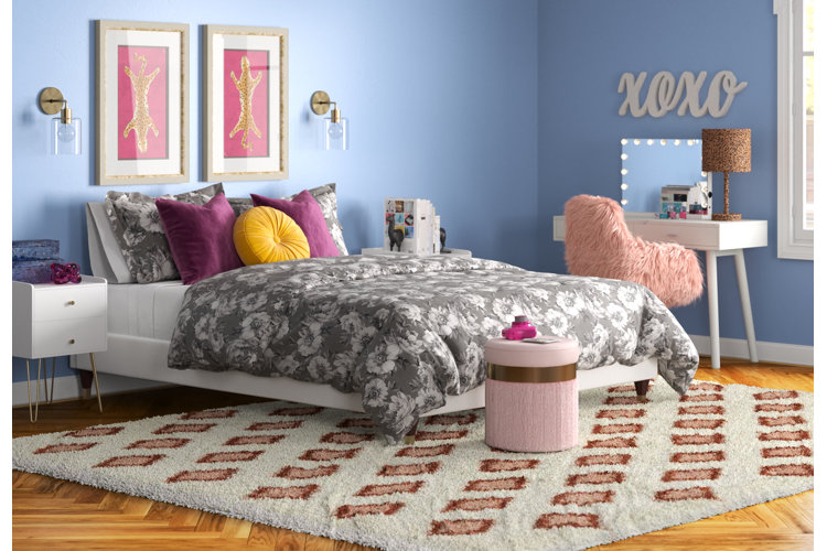 vintage bedroom aesthetic